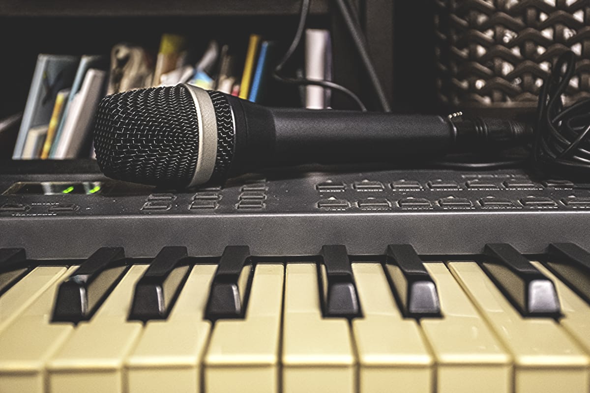From Blank Page to Final Master: The Complete Songwriter’s Roadmap