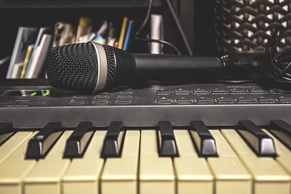 From Blank Page to Final Master: The Complete Songwriter’s Roadmap