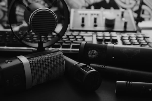 Vibe With Us: Wednesday Night Live Streams